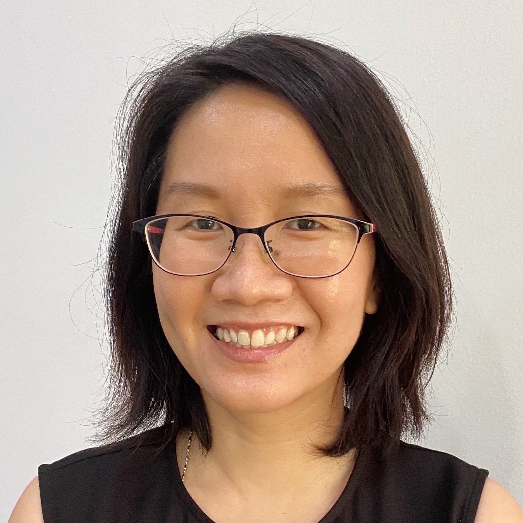 Yuyun Tan has over 14 years experience in working with children, adolescents, and adults. She also conducts mediation between couples and family members.